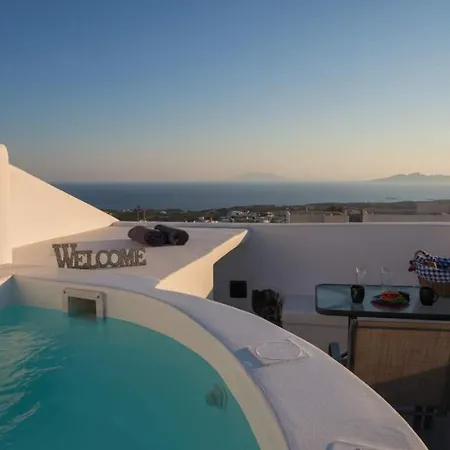 Afrodite Sea View Beauty With Rooftop Jacuzzi * Fira (Santorini)